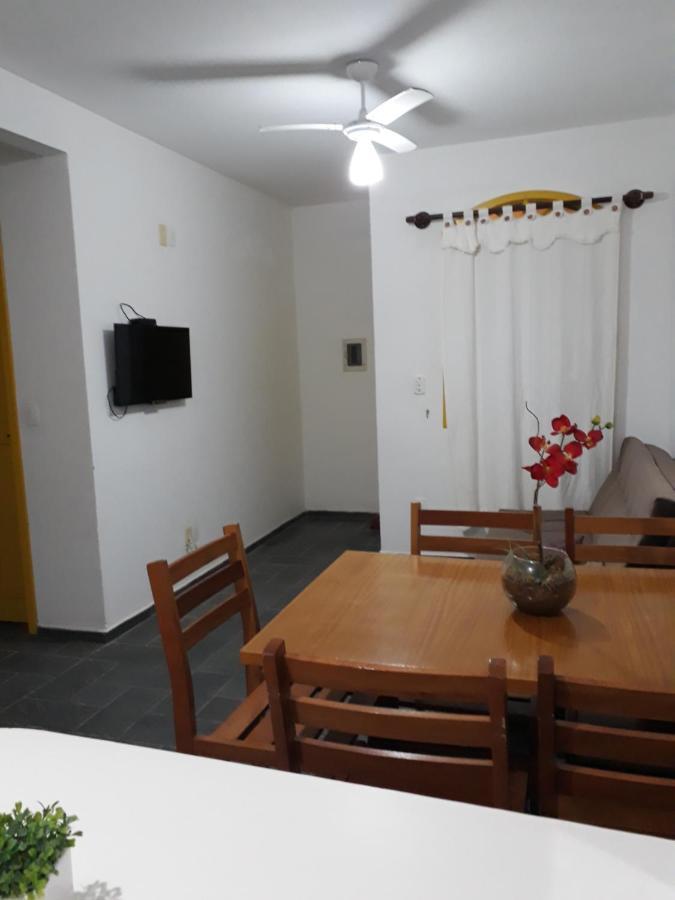 Aparthotel Residencial Colonial Amarelo A 150M Da Praia De Mariscal Bombinhas Exterior foto